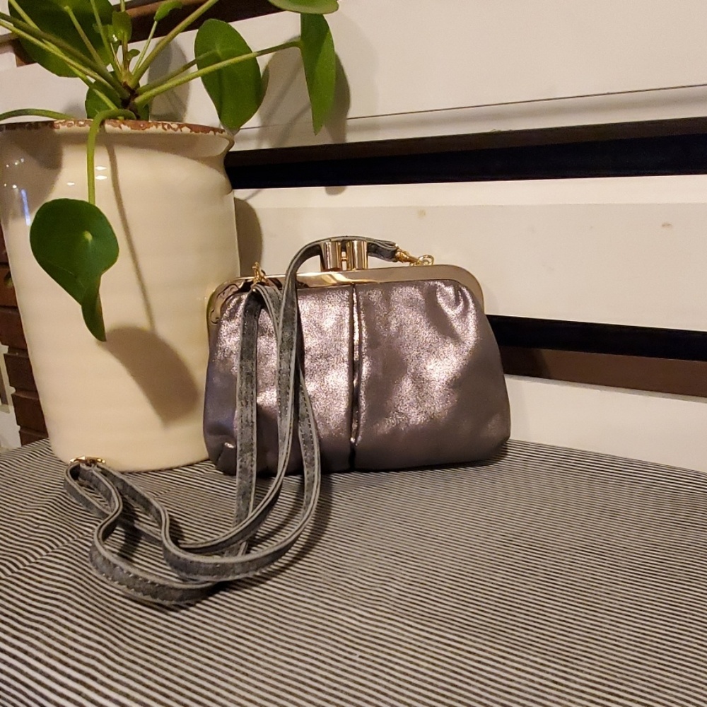 LAVAND. Crossbody.              #609